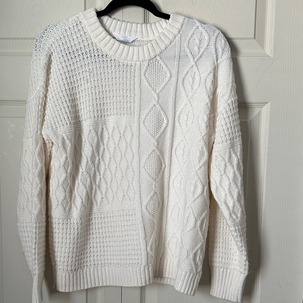 Cream Cable Knit Sweater size Large
